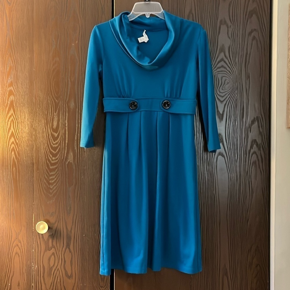 London Times 3/4 sleeved turquoise dress. Size 6.